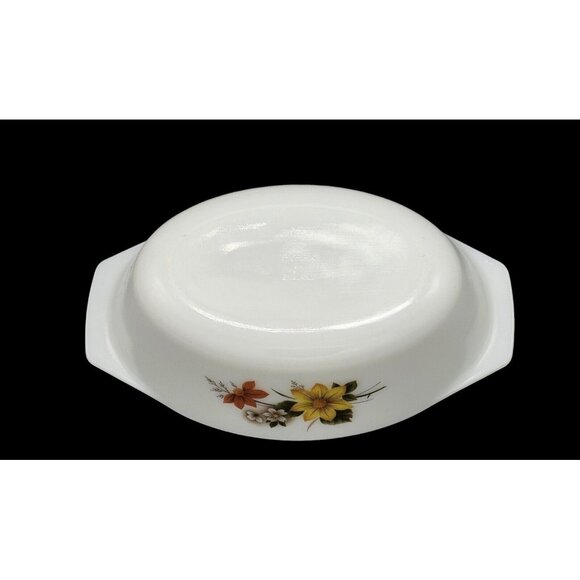 Vintage Pyrex England Autumn Glory Retro Oven Safe Milk Glass Casserole Dish - Picture 5 of 8